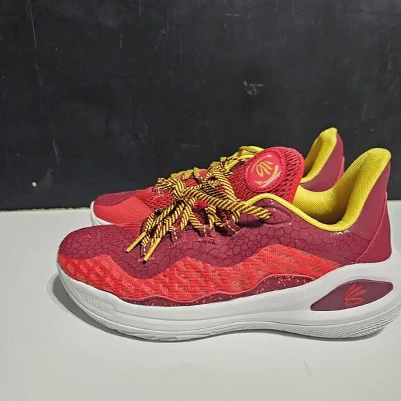 Under Armour Curry Flow X Fire Bruce Lee 11 Basketball ShoeSize 7y 3027577-600